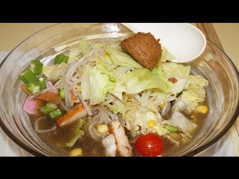リンガーハットの「冷やしちゃんぽん 黒」野菜２倍　Cold Nagasaki chanpon noodles. Black sesame & black vinegar taste.
