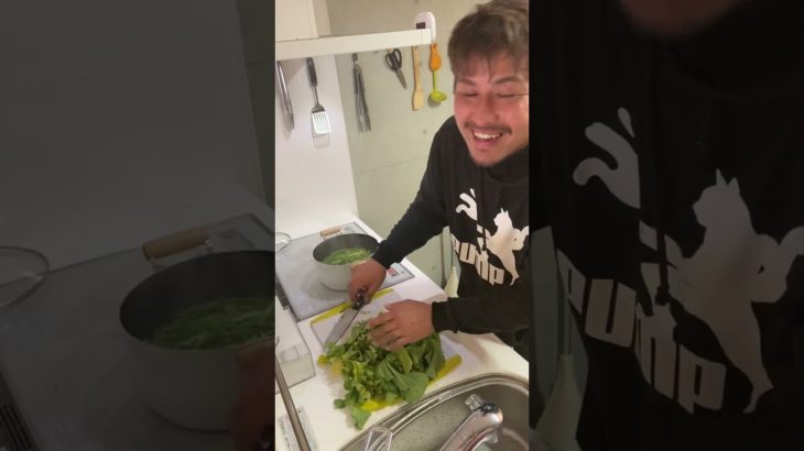 小澤会長のあきる野産！のらぼう菜を茹でるの巻　#shorts
