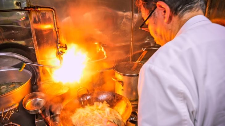 Amazing 75-year-old Chinese chef, a popular Chinese restaurant loved by the locals! in Tokyo, Japan!