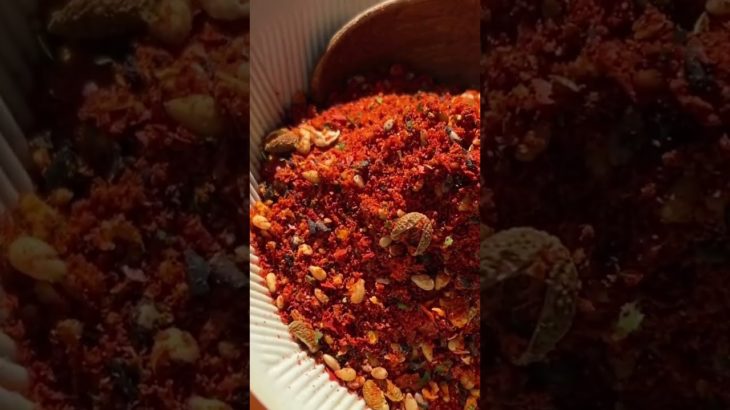 収穫した唐辛子で、手作り七味唐辛子