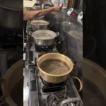 手打ちうどんは太さも個々人でバラツキがでがち！ですから太さに応じて茹で加減も変化が必要になります！　お月見うどん　大津香雪